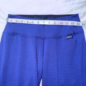 Patagonia Navy High-Rise Performance thermal Leggings
